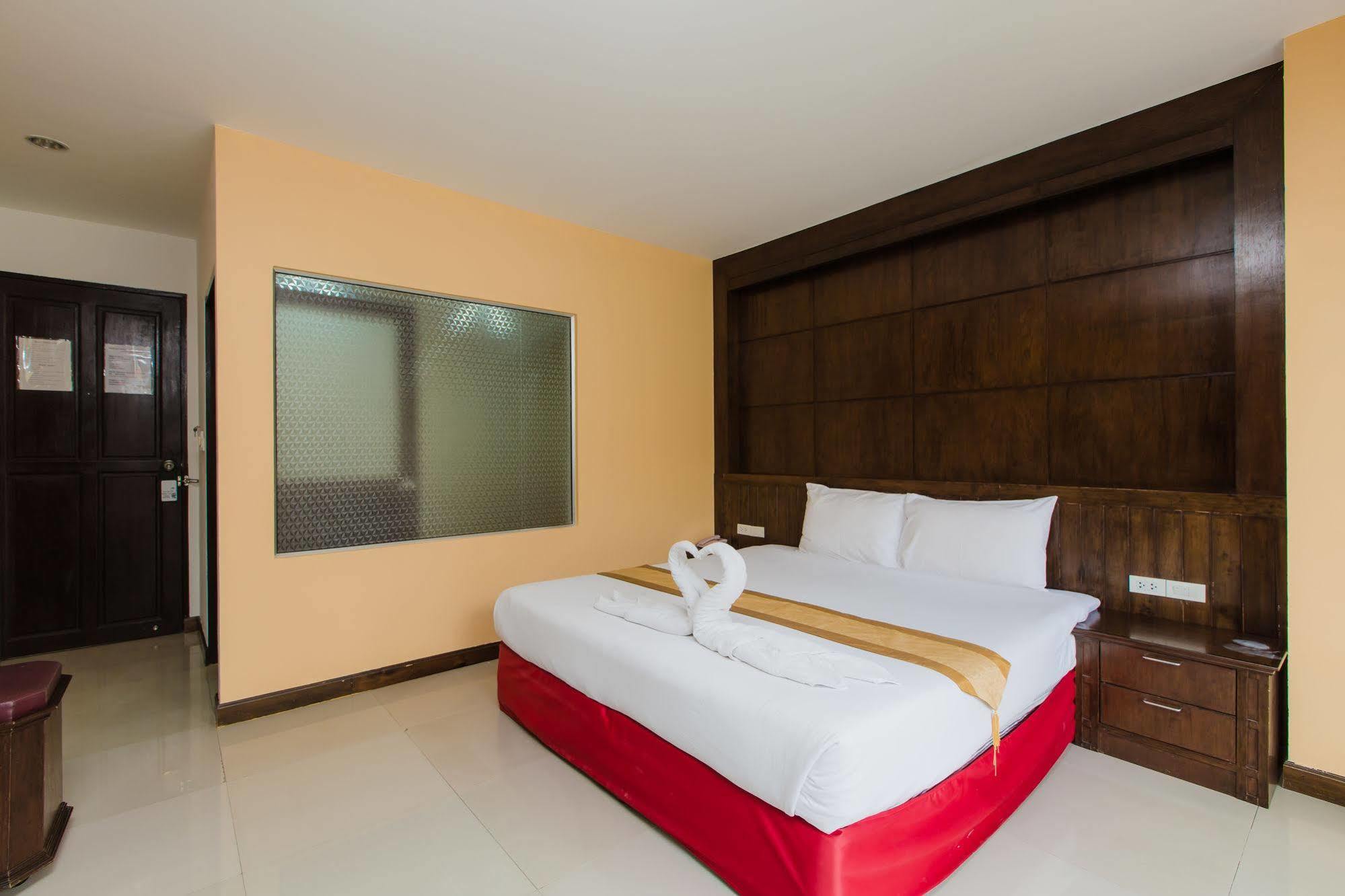 Thai Siam Patong Εξωτερικό φωτογραφία